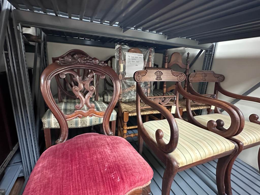Washington museum furniture